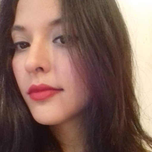 Elsa Reyes Photo 30