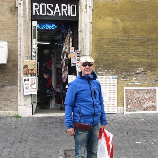 Robert Rossi Photo 25
