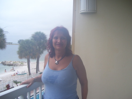 Suzanne Schneider Photo 9