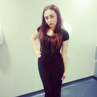 Emily Curtis Photo 8