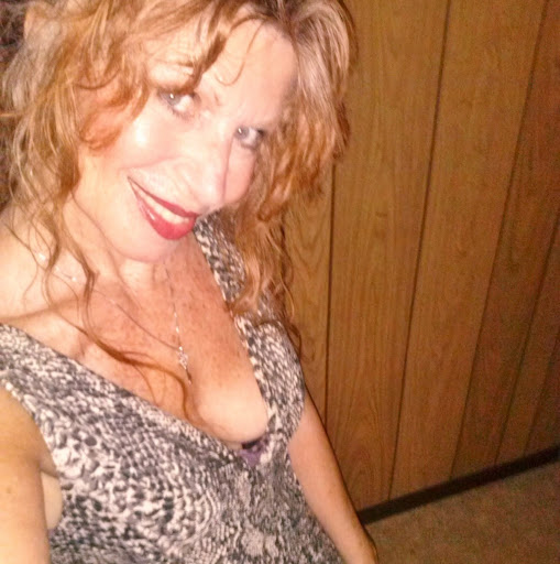 Janet Skinner Photo 9