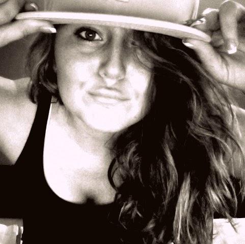 Allyson Miller Photo 14