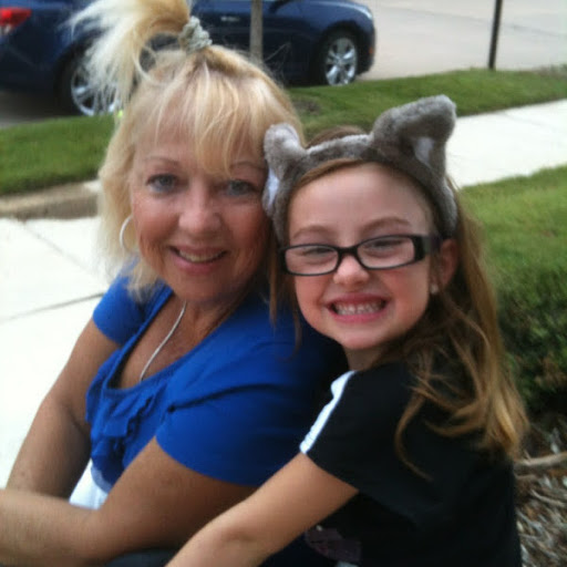 Linda Anders Photo 30