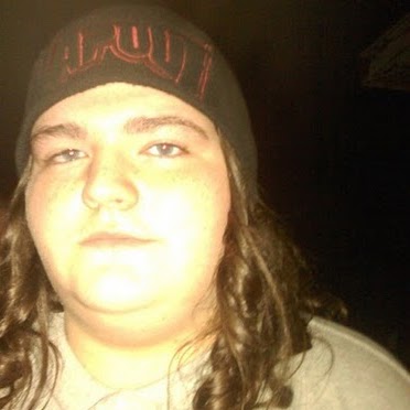 Logan Anderson Photo 24