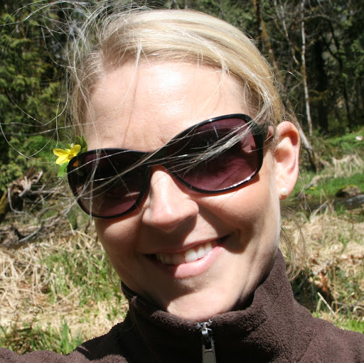 Laura Bingham Photo 31