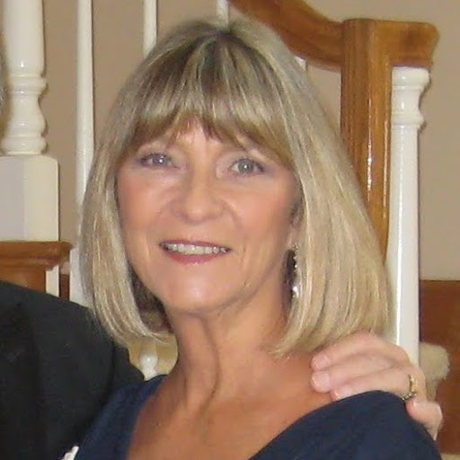 Ann Simmons Photo 30