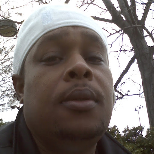 Marcus Steele Photo 16