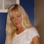 Carolyn Everett Photo 12