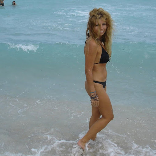 Debbie Bailey Photo 25