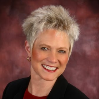 Belinda Anderson Photo 27