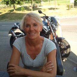 Annette Reichert Photo 4