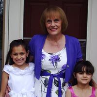 Anita Cochran Photo 27