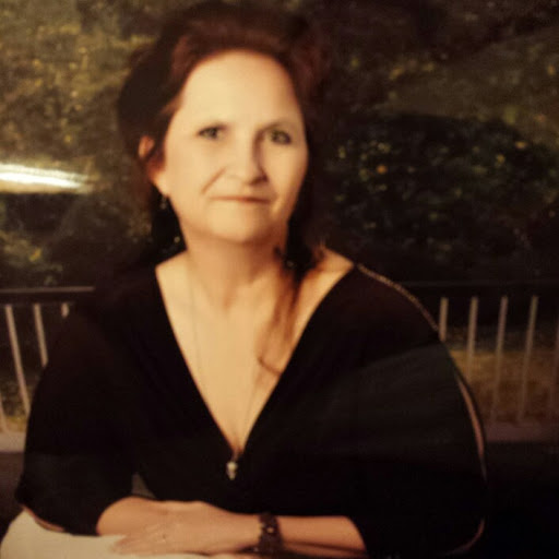 Denise Warren Photo 3