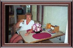 Linda Garland Photo 6
