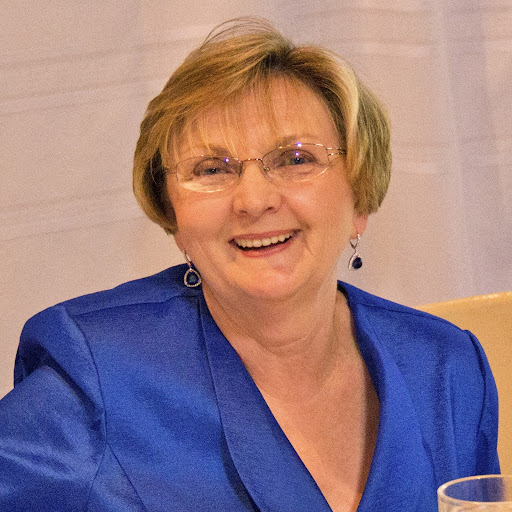 Kathryn Beck Photo 33