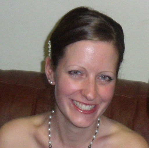 Helen James Photo 34