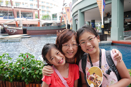 Margaret Li Photo 36