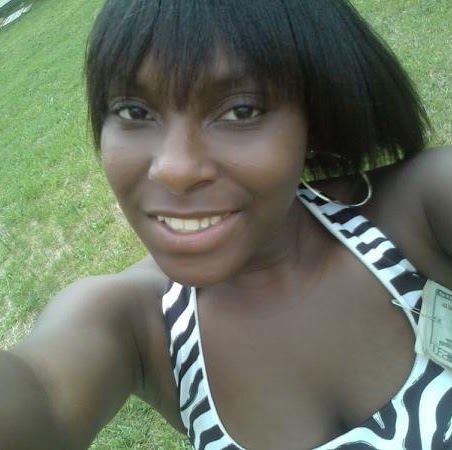 Andrea Hines Photo 48