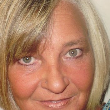 Sharon Williamson Photo 37