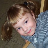 Louise Tanner Photo 15