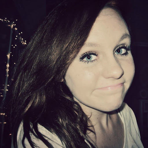 Grace Meyer Photo 30