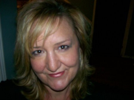 Suzanne Bailey Photo 42