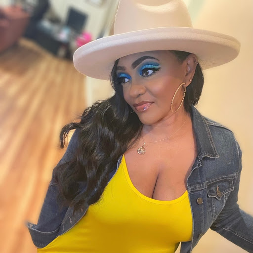 Tiffany Mckinley Photo 6