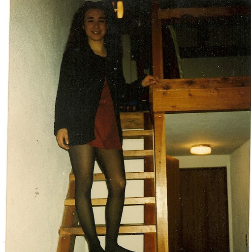 Ruth Medina Photo 34