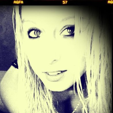 Kerri Stone Photo 6