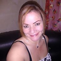 Jenny Tovar Photo 24