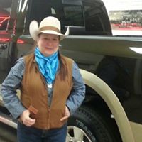 Becky Switzer Photo 8