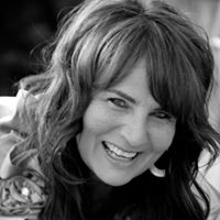 Rebecca Rudd Photo 37