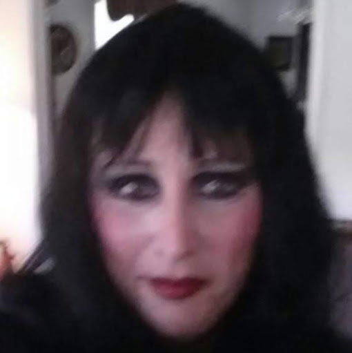 Susan Cummins Photo 39