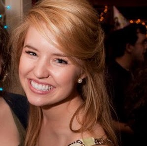 Laura Davidson Photo 41