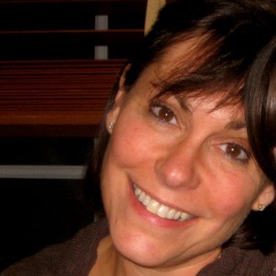 Elizabeth Epstein Photo 9