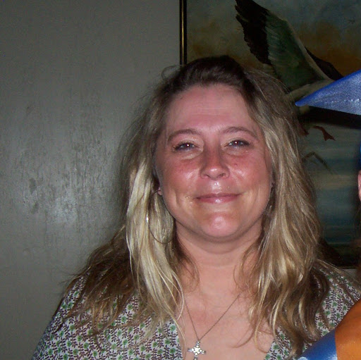 Elizabeth Dees Photo 16