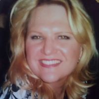Laura Gruber Photo 45