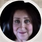 Tracey Holland Photo 19