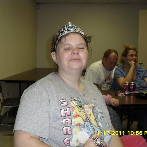 Kristi Lewis Photo 35