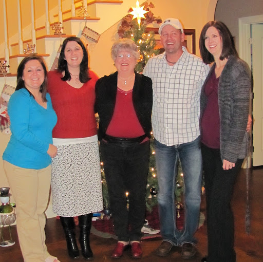Joan Summers Photo 7