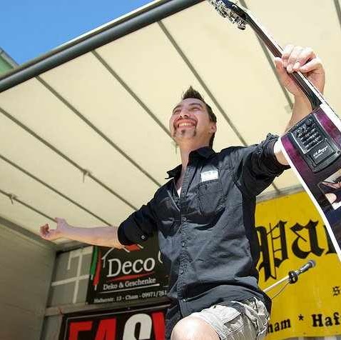 Alex Gruber Photo 10