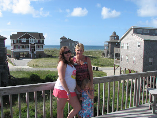 Rebecca Helms Photo 38