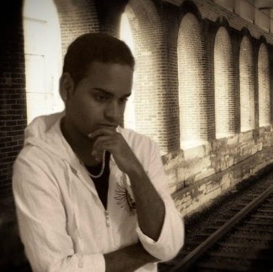 Charlie Rodriguez Photo 5