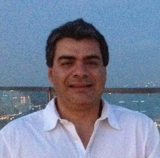 Manolo Vargas Photo 5