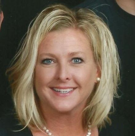 Christina Winters Photo 37
