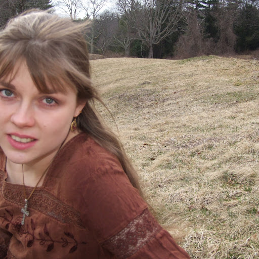 Sarah Bellows Photo 19