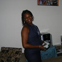 Elizabeth Edward Photo 27