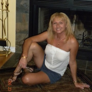 Erica Hooper Photo 30
