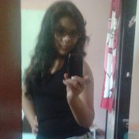 Emily Gomes Photo 14