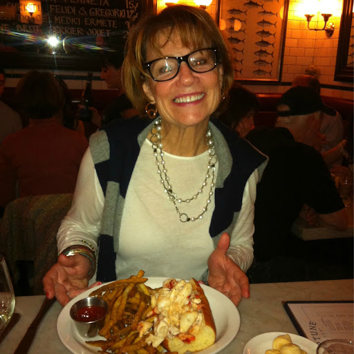 Linda Hale Photo 12